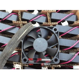 ADDA AD0505MB-G7B 5V 0.25A 4wires cooling fan